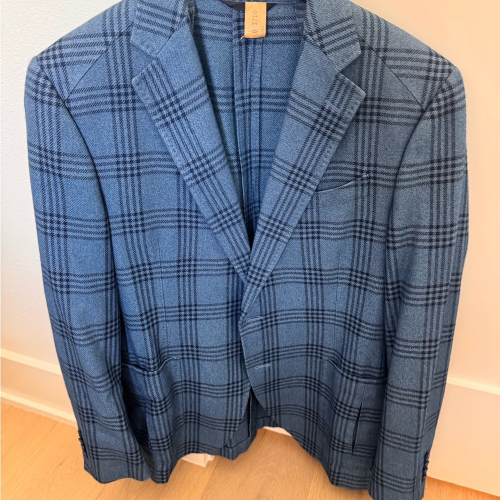Blue Sport Coat with Classic Plaid Design